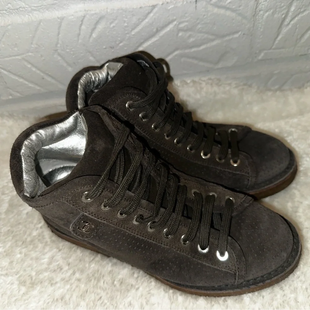 Chanel Interlocking CC Logo Brown Bootie Size 36